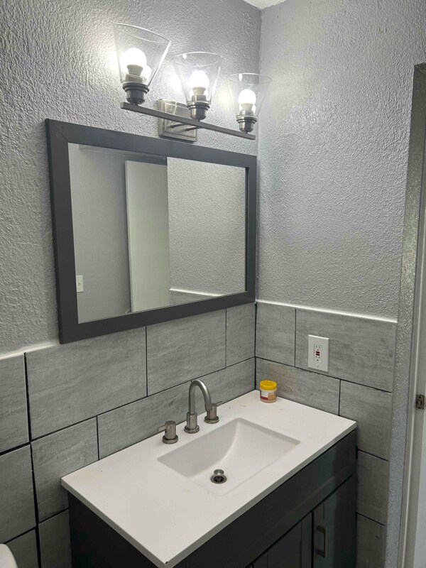 Building Photo - 2480 McVoid Rd