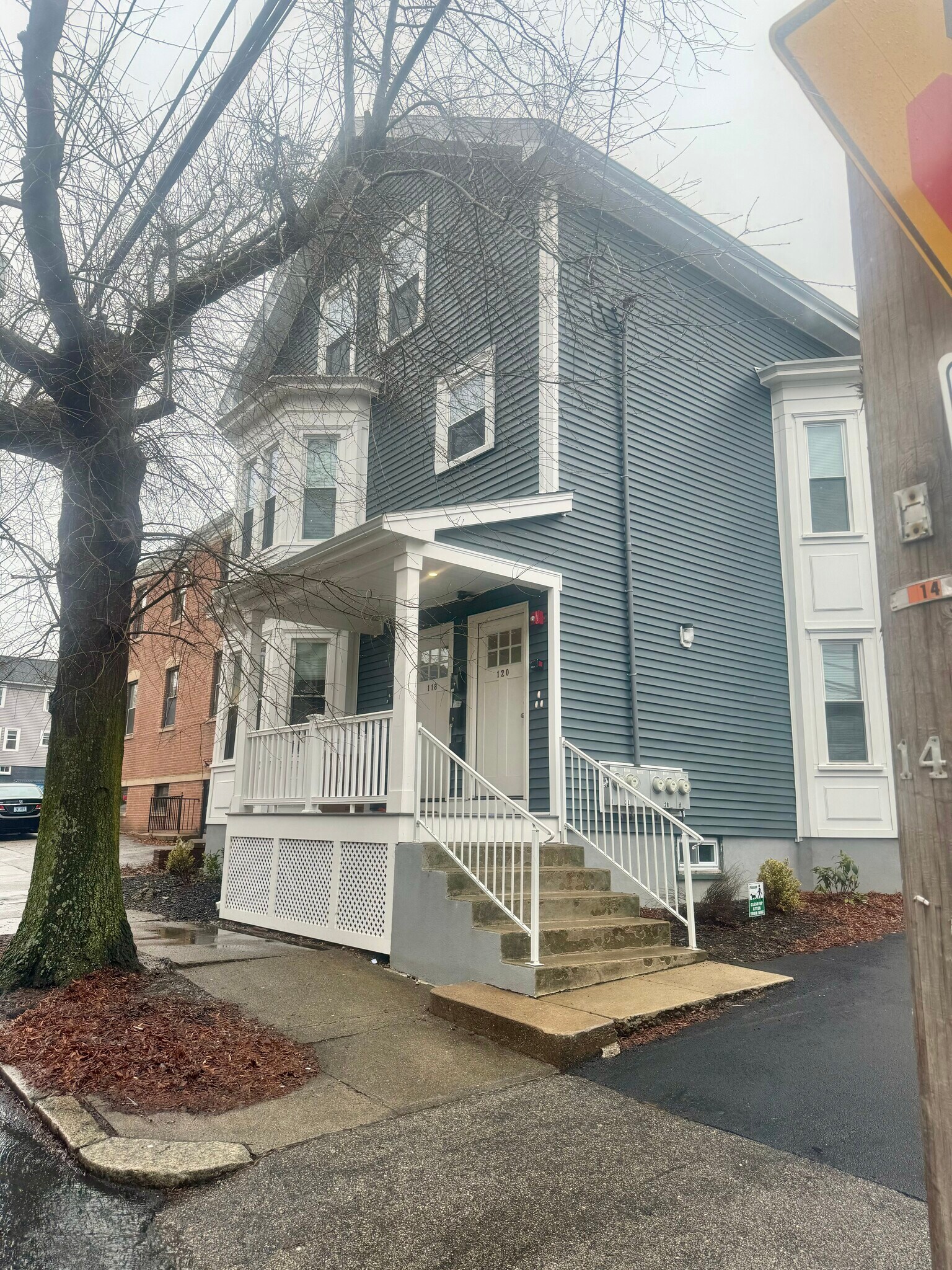 Building Photo - 118 Pitman St
