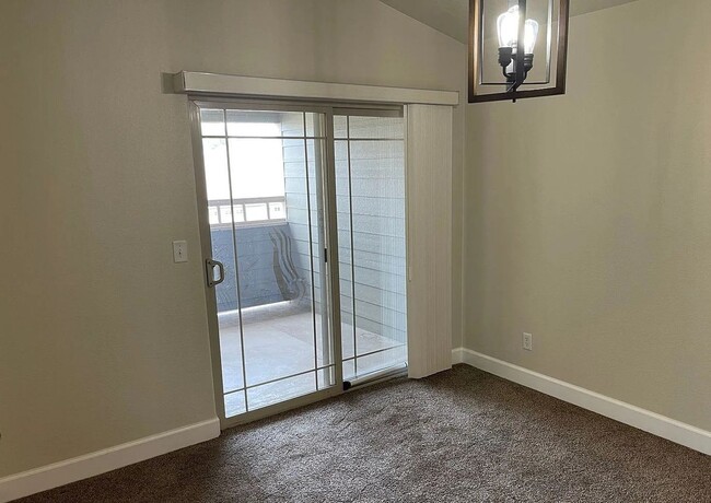 Building Photo - Beautiful 2bd/2ba Condo in West Greeley with Garage!