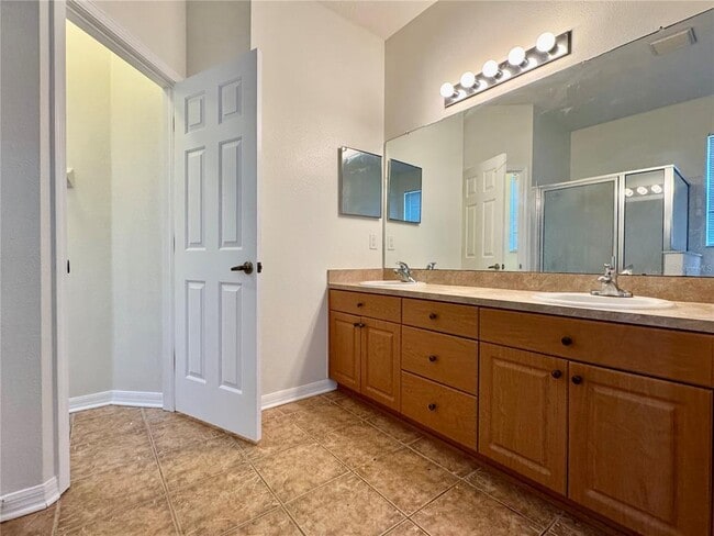 Building Photo - 13052 Terrace Springs Dr