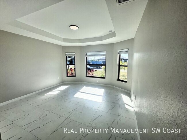 Building Photo - 5030/5032 Bristo St-5030