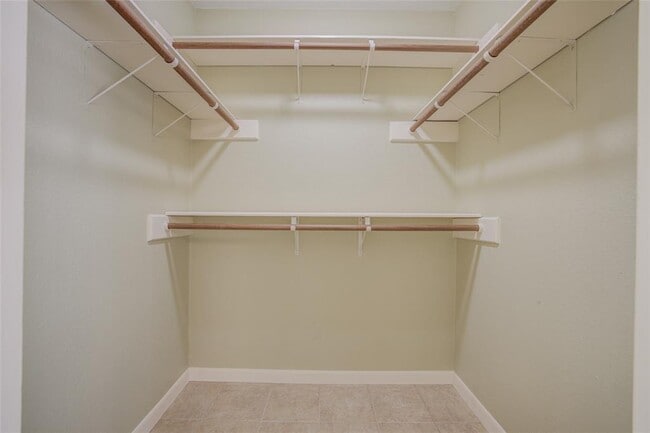 Building Photo - 306 Corral Ln