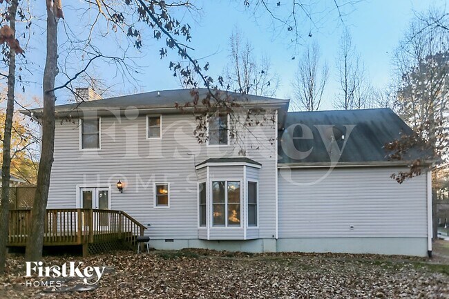 Building Photo - 5300 Oglethorpe Ct