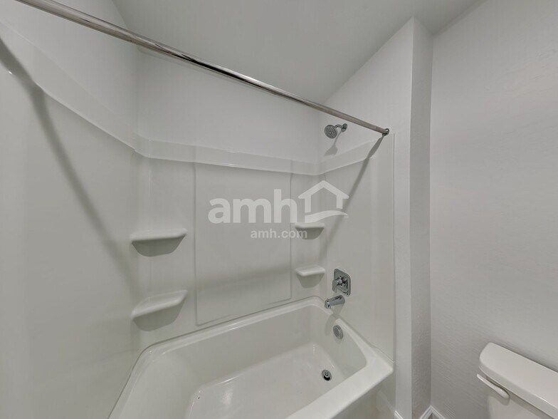 Building Photo - 17164 W Townley Ave