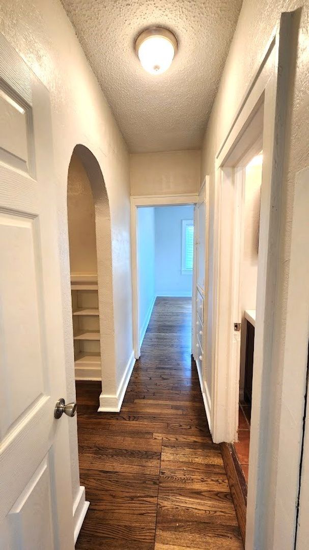 Building Photo - 2 Bed 1 Bath Duplex in the Aurora Addn NW OKC