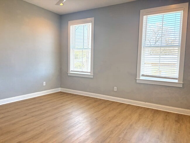 Building Photo - 9 Hanover St