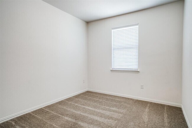 Building Photo - 7417 Chief Spotted Tail Dr