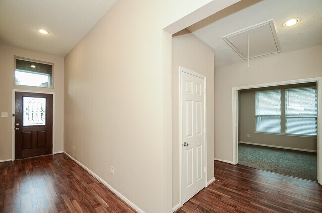 Building Photo - 2726 Rice Mill Ave