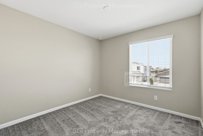Building Photo - 17851 W Daley Ln