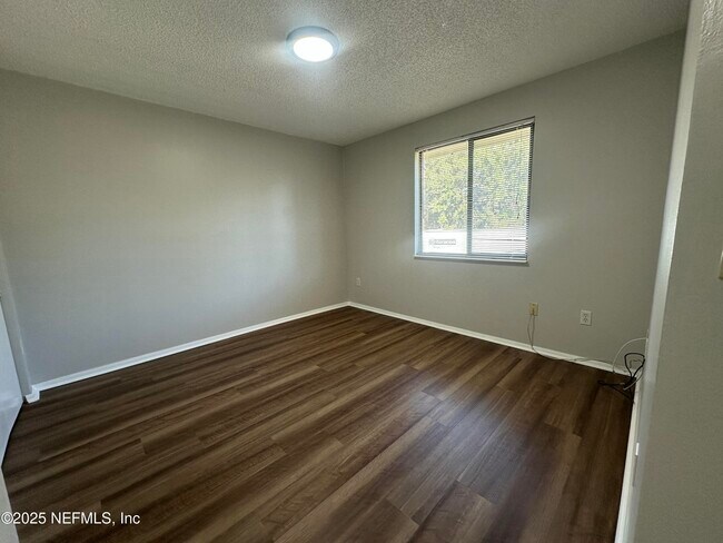 Building Photo - 7042 Prestwick Cir S