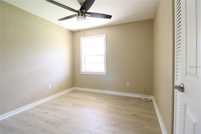 Building Photo - 1388 Whitewood Dr
