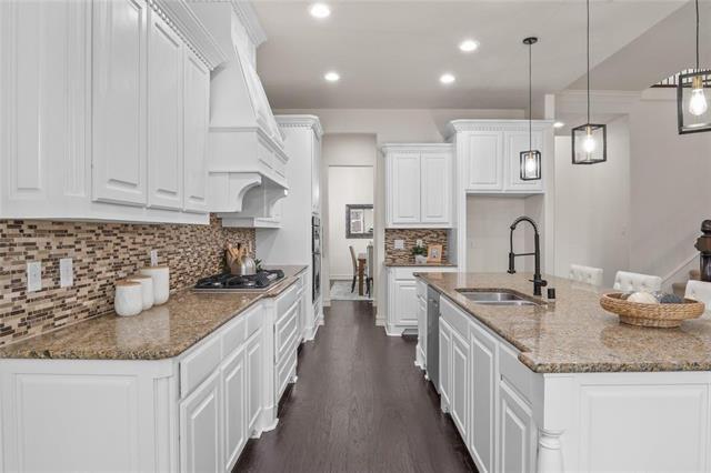 Building Photo - 2820 Annandale Dr