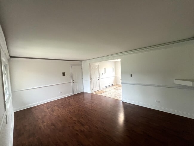 Building Photo - 6842 W Lode Dr