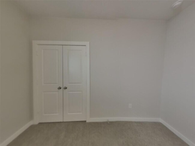 Building Photo - 1604 Mexican Heather Dr