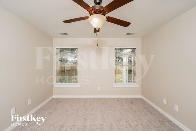 Building Photo - 579 Kincaid Cove Ln