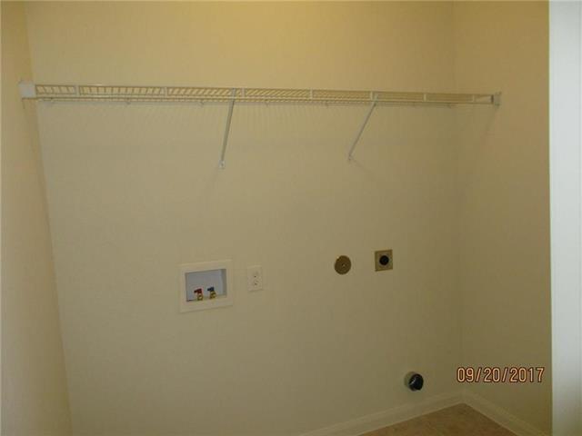 Building Photo - 1228 Arizona Dr