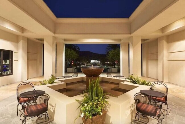 Building Photo - 662 Cottage Dr