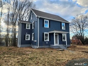 Building Photo - 7 Walnut St