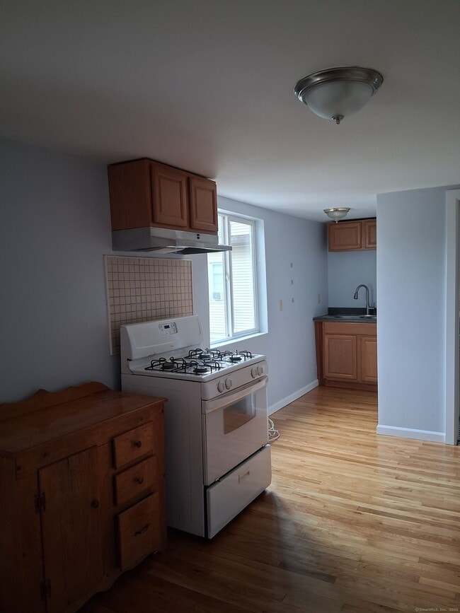 Primary Photo - 959 1st Ave