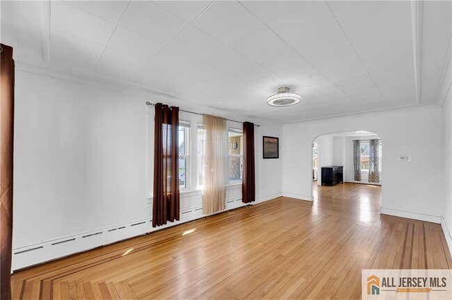 Building Photo - 14 Albourne St