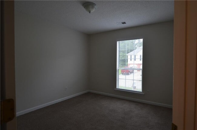 Building Photo - 4131 Sweetsprings Terrace SW