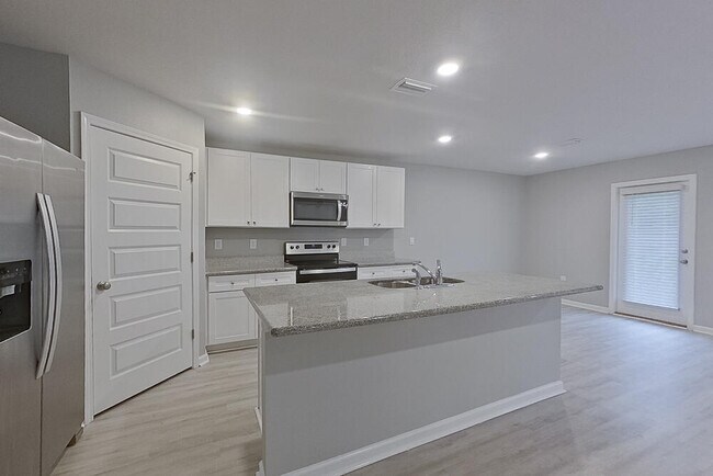 Building Photo - 4694 Malay Cir