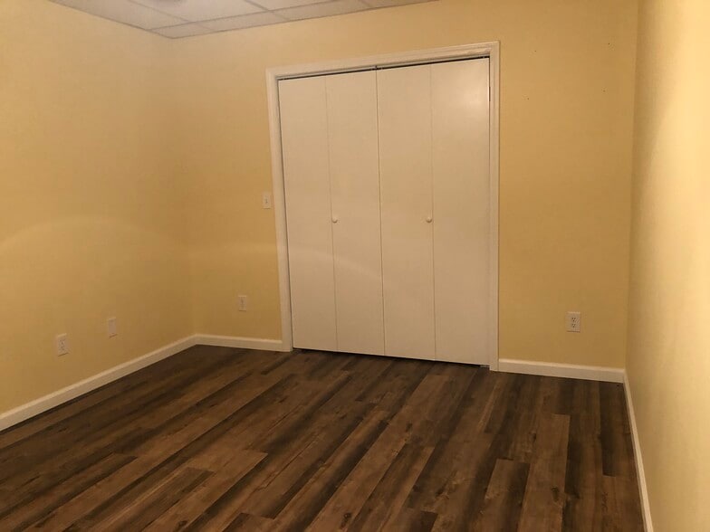 Bedroom - 1620 Glen Ave