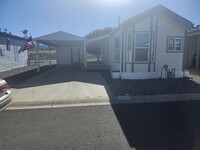 Building Photo - 872 N Mountain Brush Dr