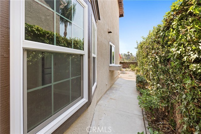 Building Photo - 24242 Briones Dr