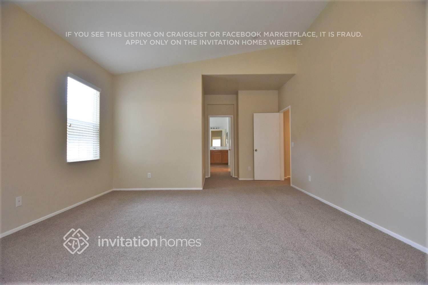 Building Photo - 42213 Marbella St