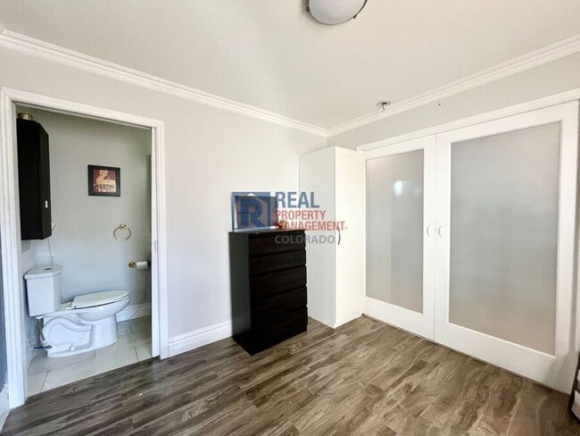 Building Photo - 1529 Sable Blvd