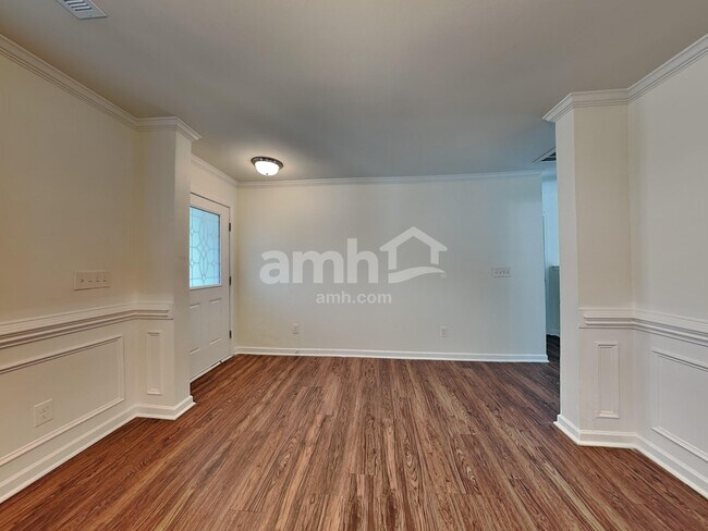 Building Photo - 4662 Abbey Park Rd