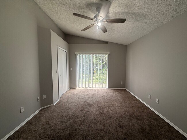 Building Photo - 178 Dahlia Village Cir