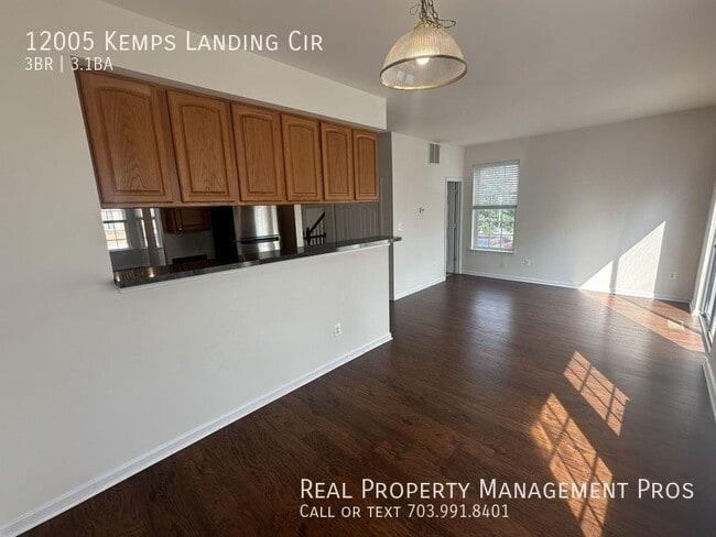 Building Photo - 12005 Kemps Landing Cir