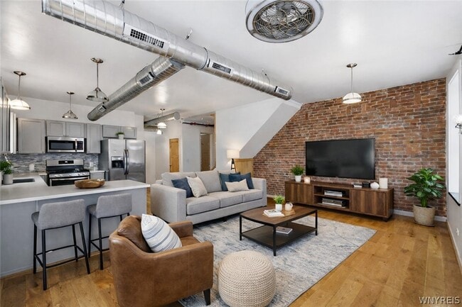 Building Photo - 110 Genesee St