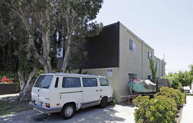 Building Photo - 4044 Texas St