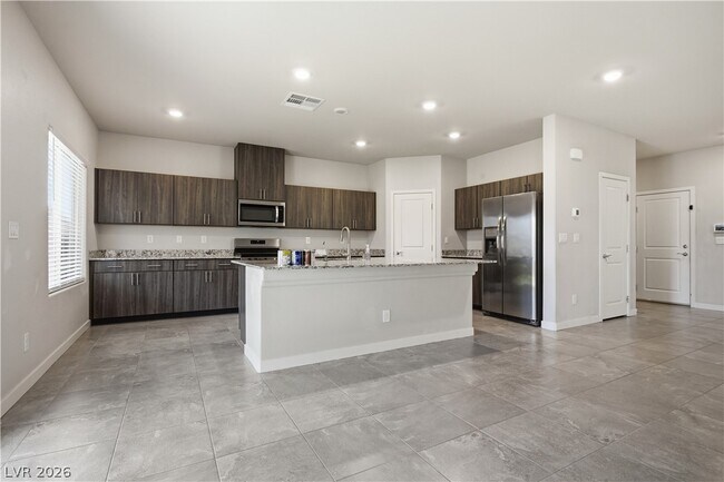 Building Photo - 3763 Corellia Ave