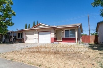 Building Photo - 10095 Nebula Way
