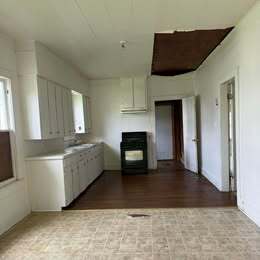 Building Photo - 705 6th St