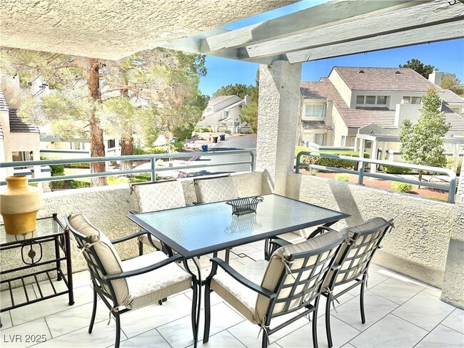 Building Photo - 2716 Lodestone Dr