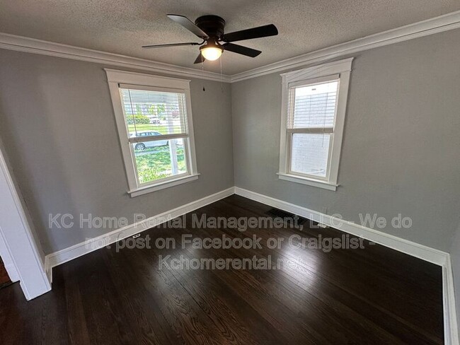 Building Photo - 5105 Walnut St