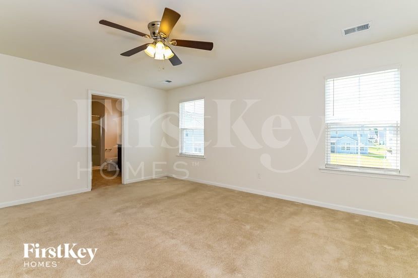 Building Photo - 1431 Hermitage Ln