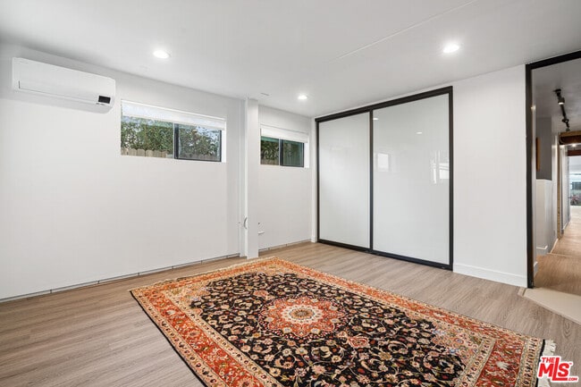 Building Photo - 800 Indiana Ave