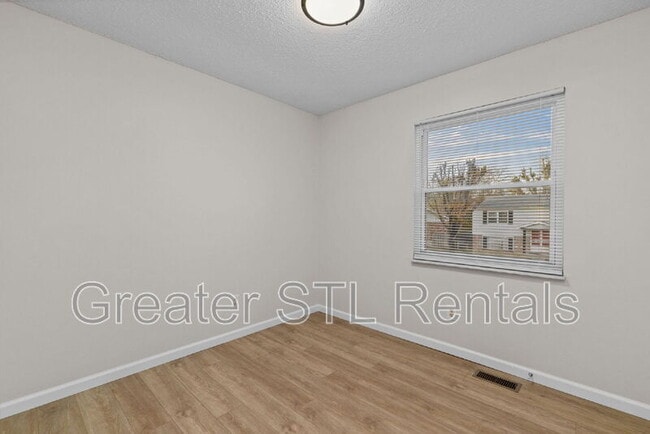 Building Photo - 2344 White Ash Ct