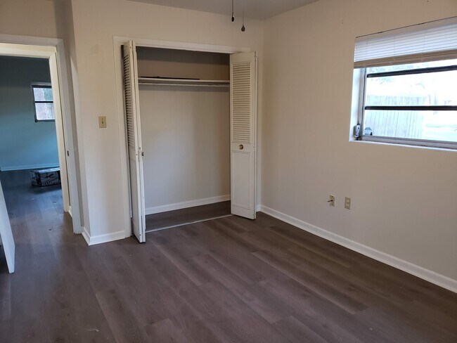 Building Photo - 3824 Duplex A