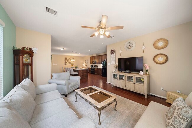 Building Photo - 2621 Wilson Creek Dr