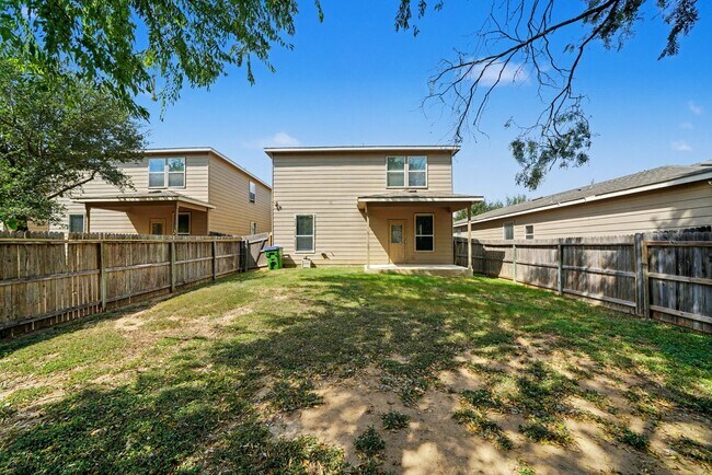 Building Photo - Beautiful 4-Bedroom, 3-Bath Home in Kensin...