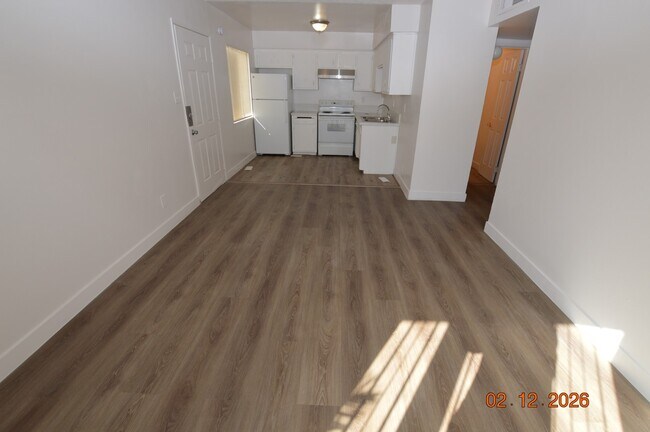 Building Photo - 1458 Sombrero Dr