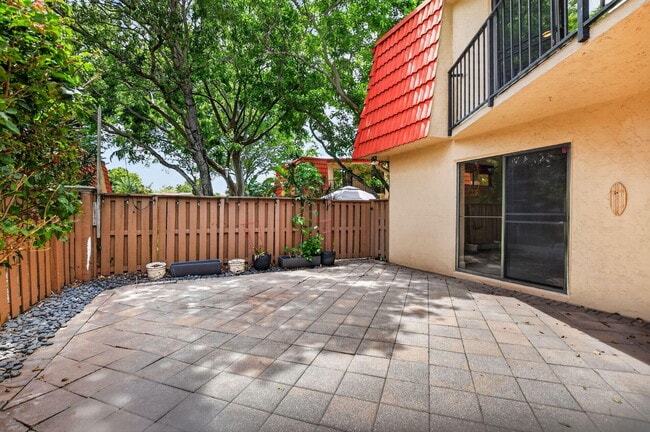 Building Photo - 8099 Severn Dr