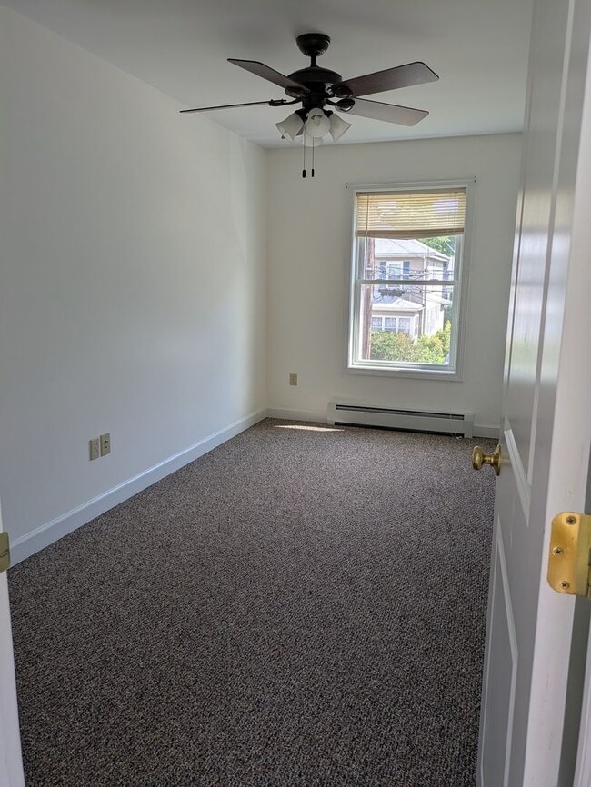 Building Photo - 55 Boys Ave